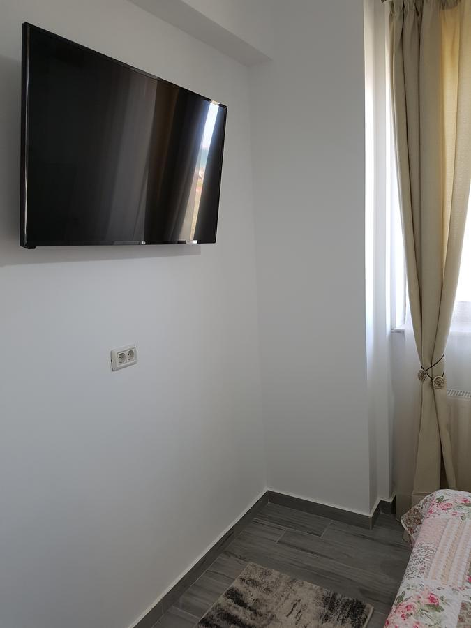 Frontal View By Twin Residence مامايا المظهر الخارجي الصورة