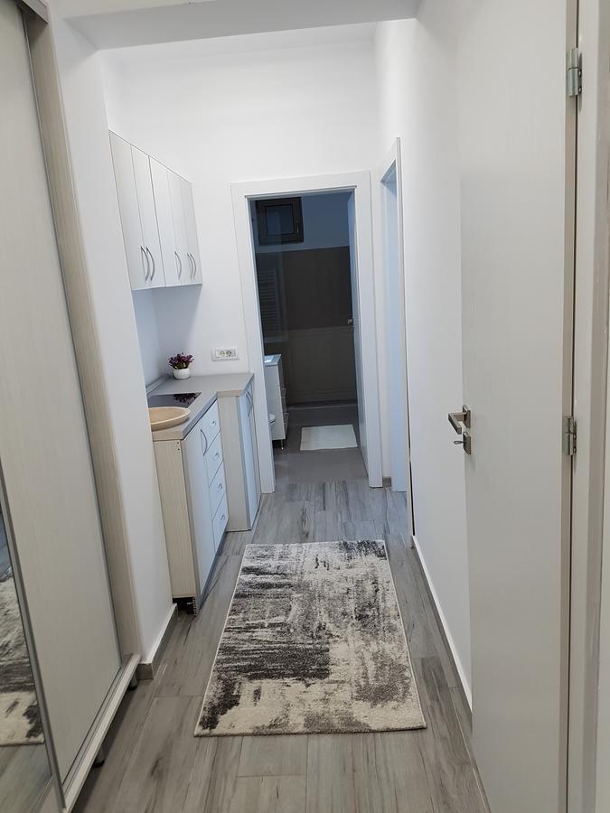 Frontal View By Twin Residence مامايا المظهر الخارجي الصورة